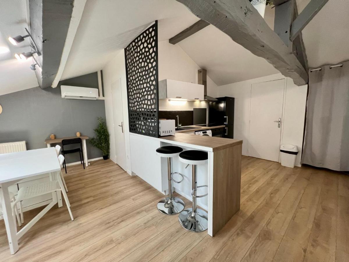 Le Mobile - Climatise - Proche De La Gare - Centre Ville-Property Rental Nm Périgueux Kültér fotó