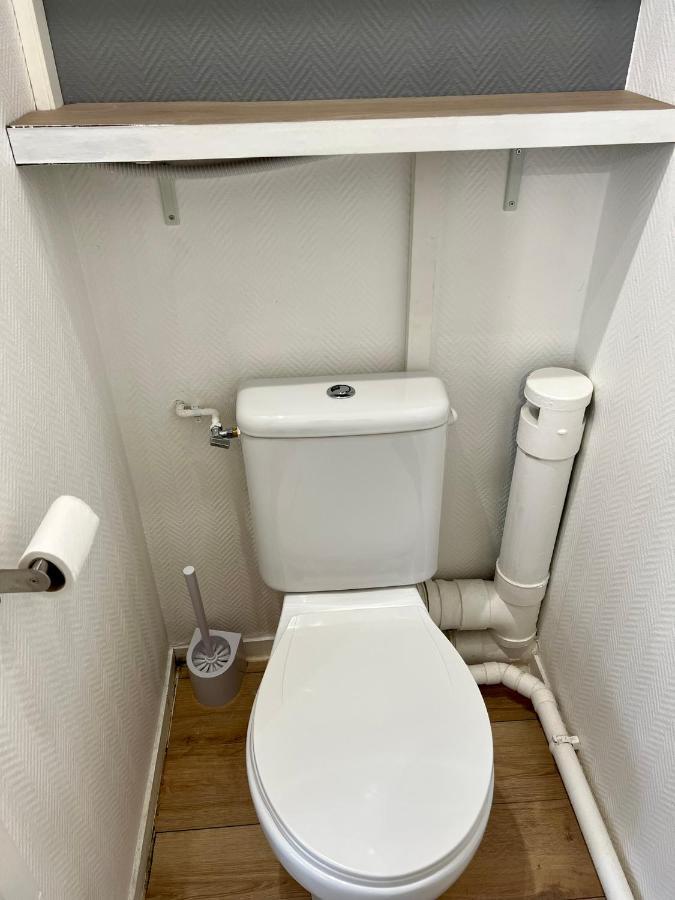 Le Mobile - Climatise - Proche De La Gare - Centre Ville-Property Rental Nm Périgueux Kültér fotó